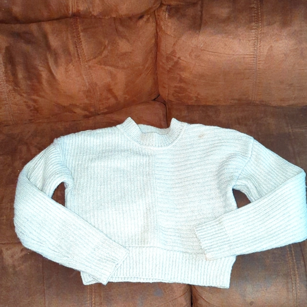 Bebe Gray Cropped Sweater